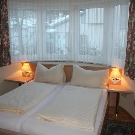 Waldschloessl 4*
