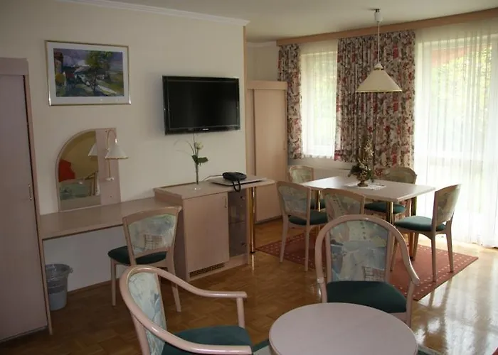 Waldschloessl Aparthotel 4*